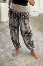 The Mosaic Harem Yoga Pants