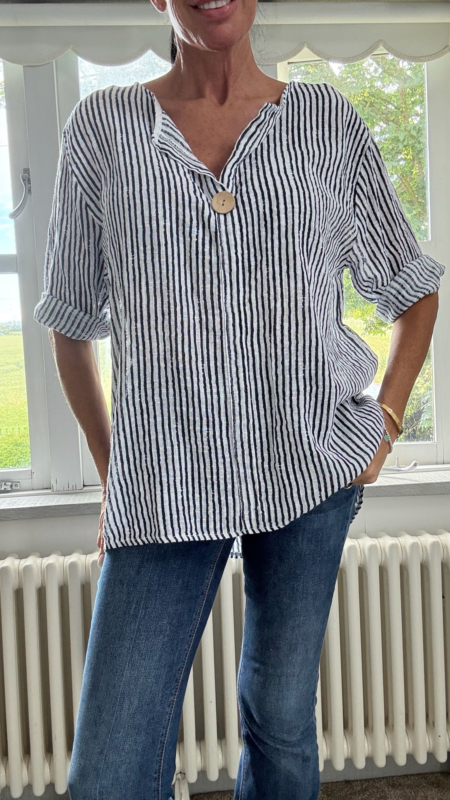 Cotton Button Detail Top - Navy/White
